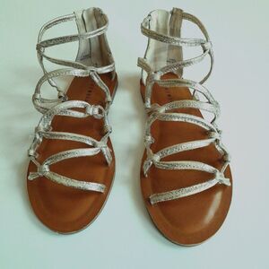 Lucky Brand Anisha Flat Sandal Gladiator Flat Caged Strappy Sandals Size 5.5